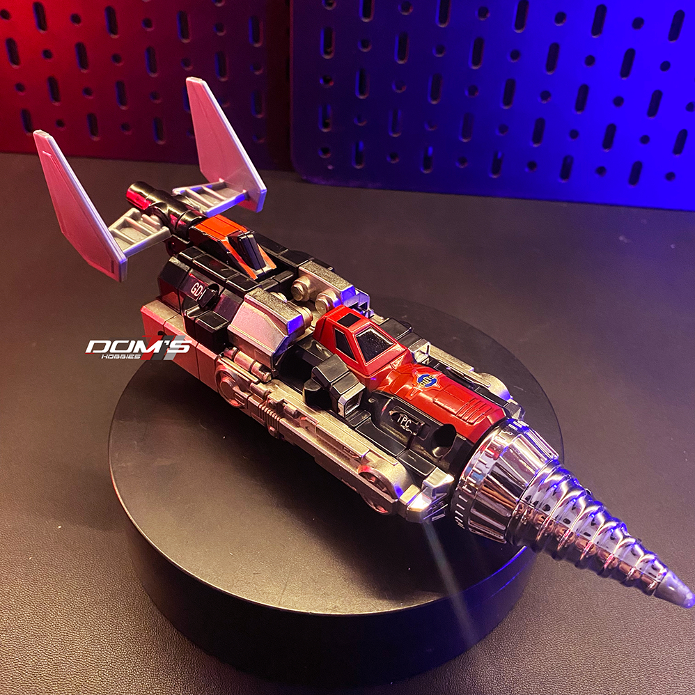 KENDARAAN ULTRAMAN DX GUTS DIG - BANDAI - ULTRAMAN DYNA