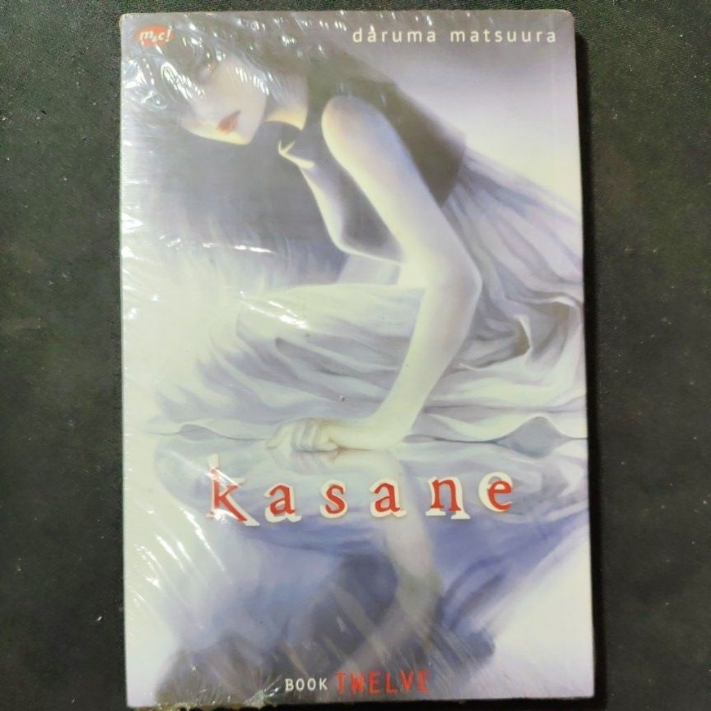 Komik Kasane 12 (segel)