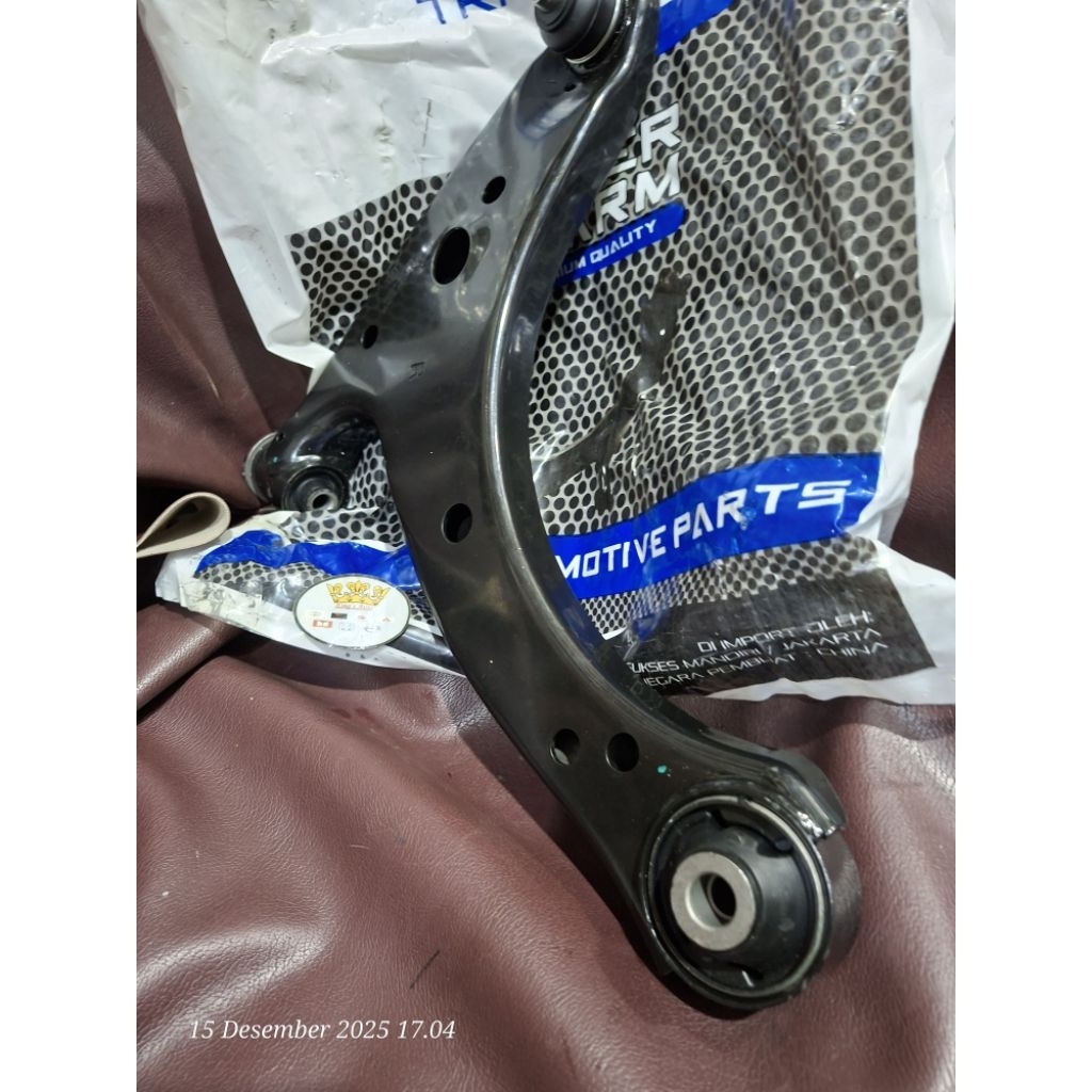 LOWER ARM SAYAP DEPAN AVANZA XENIA 2004-2010 1 BUAH