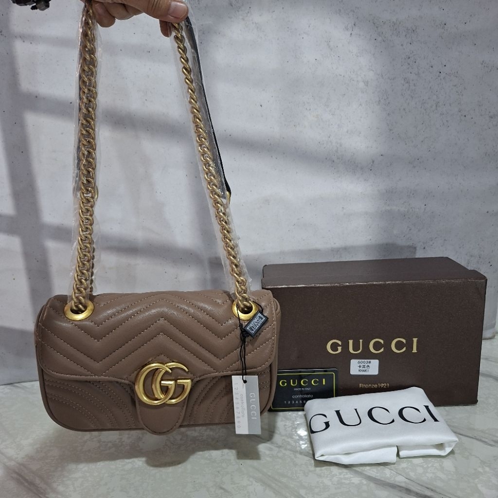 Tas Rantai Sling Shoulder Coklat Susu