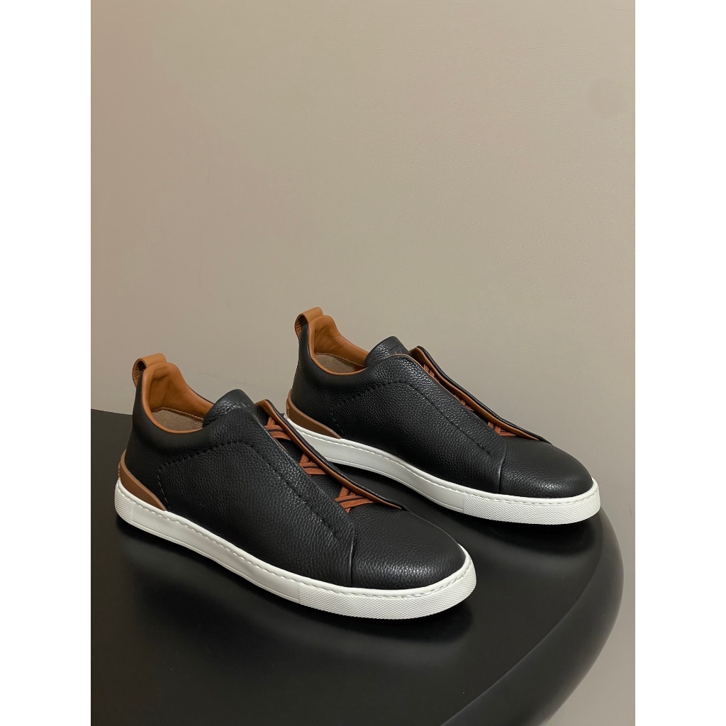 Sepatu ZegnaYur Triple StitchYur Sneaker