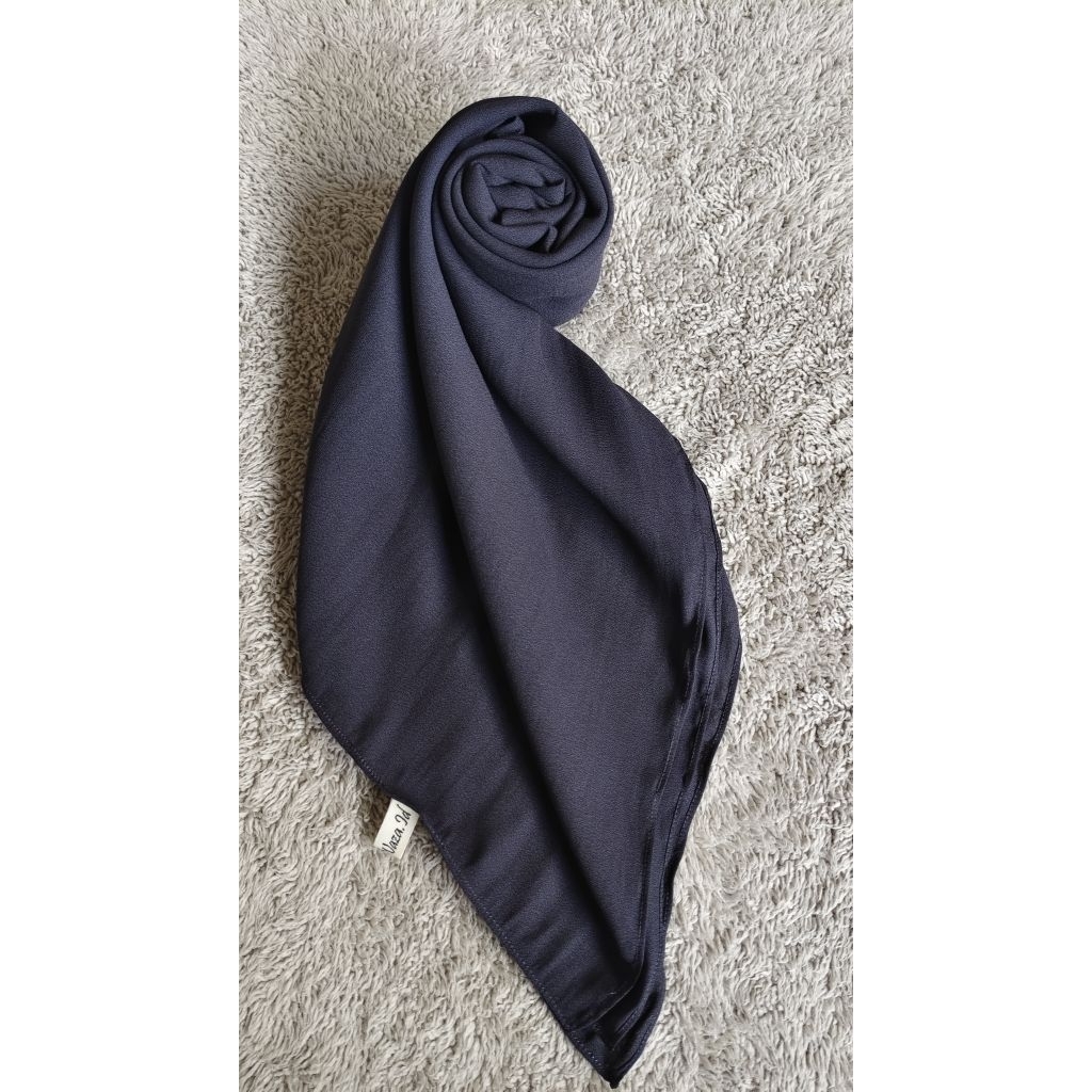 Jilbab segiempat polos Hitam