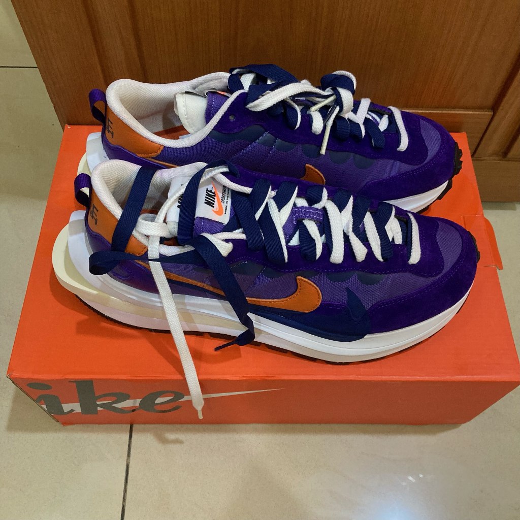 NIKE Sacai Vaporwaffle Dark Iris READY US 9 / 42,5 BNIB Local Pair Invincible Receipt Sudah di Legit