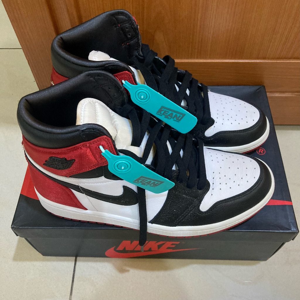 Nike Air Jordan AJ 1 High Retro OG Satin Black Toe White US 9W EU 40.5
