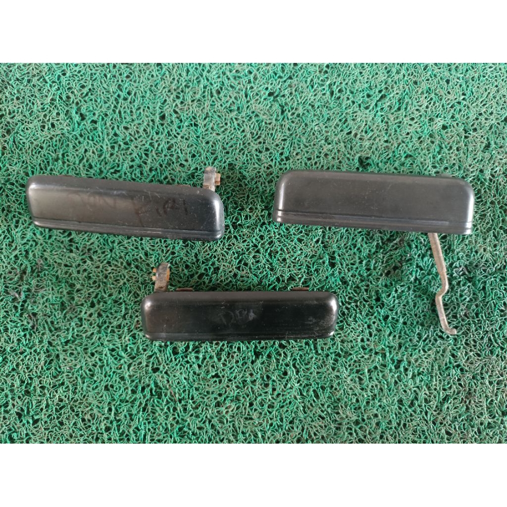 Handle Luar (HARGA SATUAN) Daihatsu Zebra Bodytech 1.3