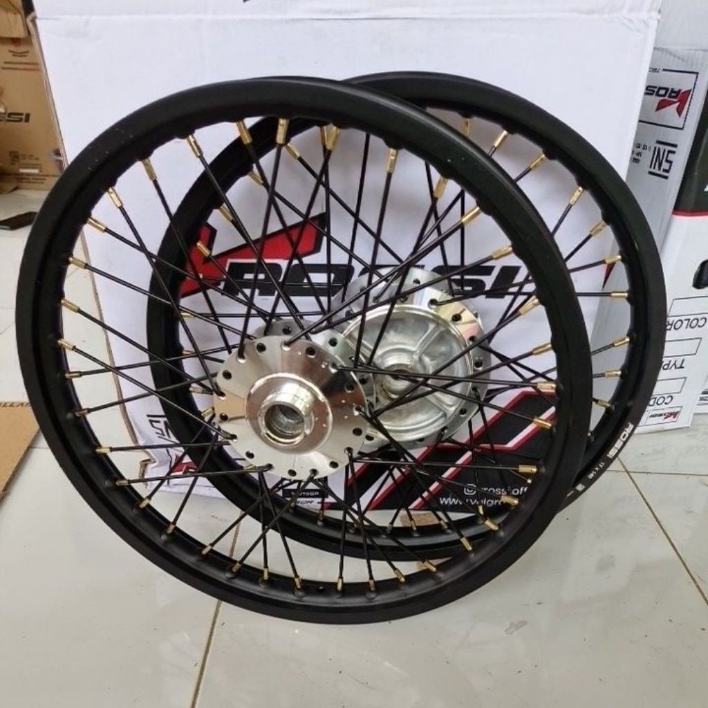 Velg Revo Absolute,Revo fit ,Honda Blade