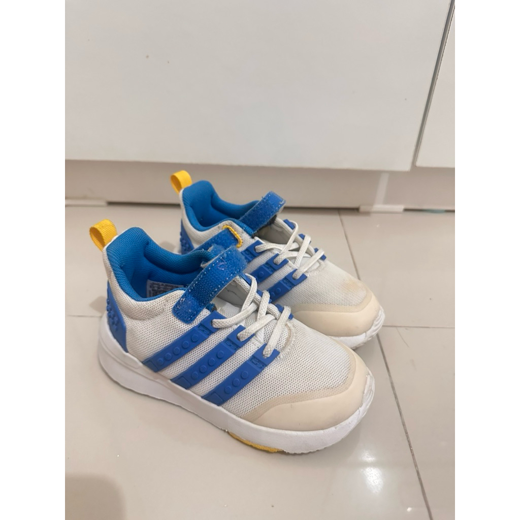 Preloved Sepatu Anak Adidas x LEGO Racer TR21