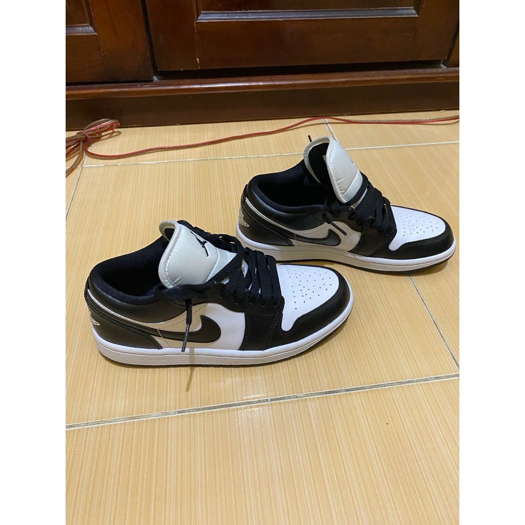 Nike Air Jordan Low 1
