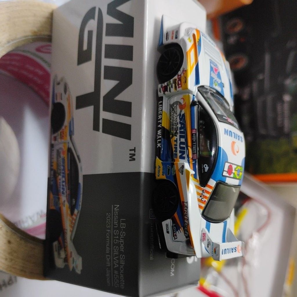 mini GT Silvia s15 sailun