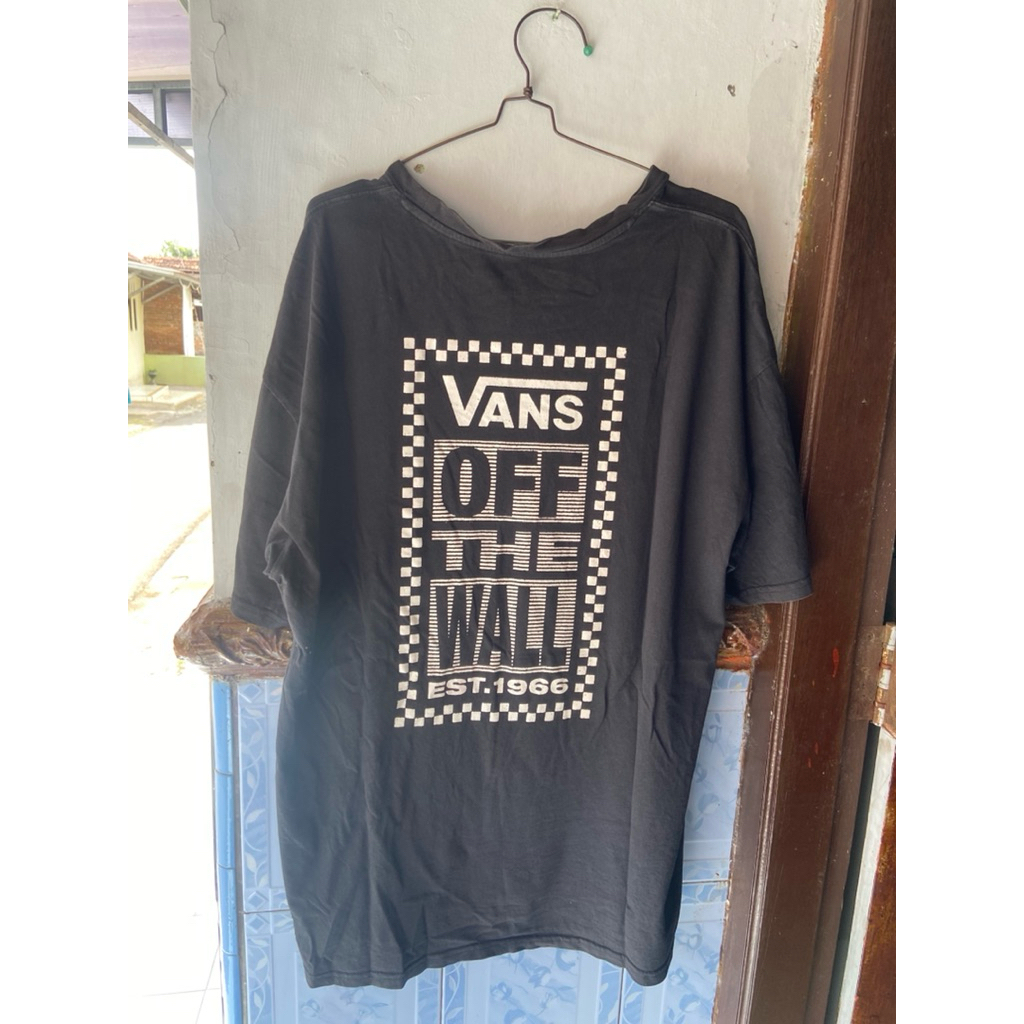 kaos vans second bekas size medium