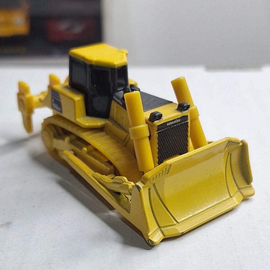 Diecast Tomica Komatsu Bulldozer 1/64