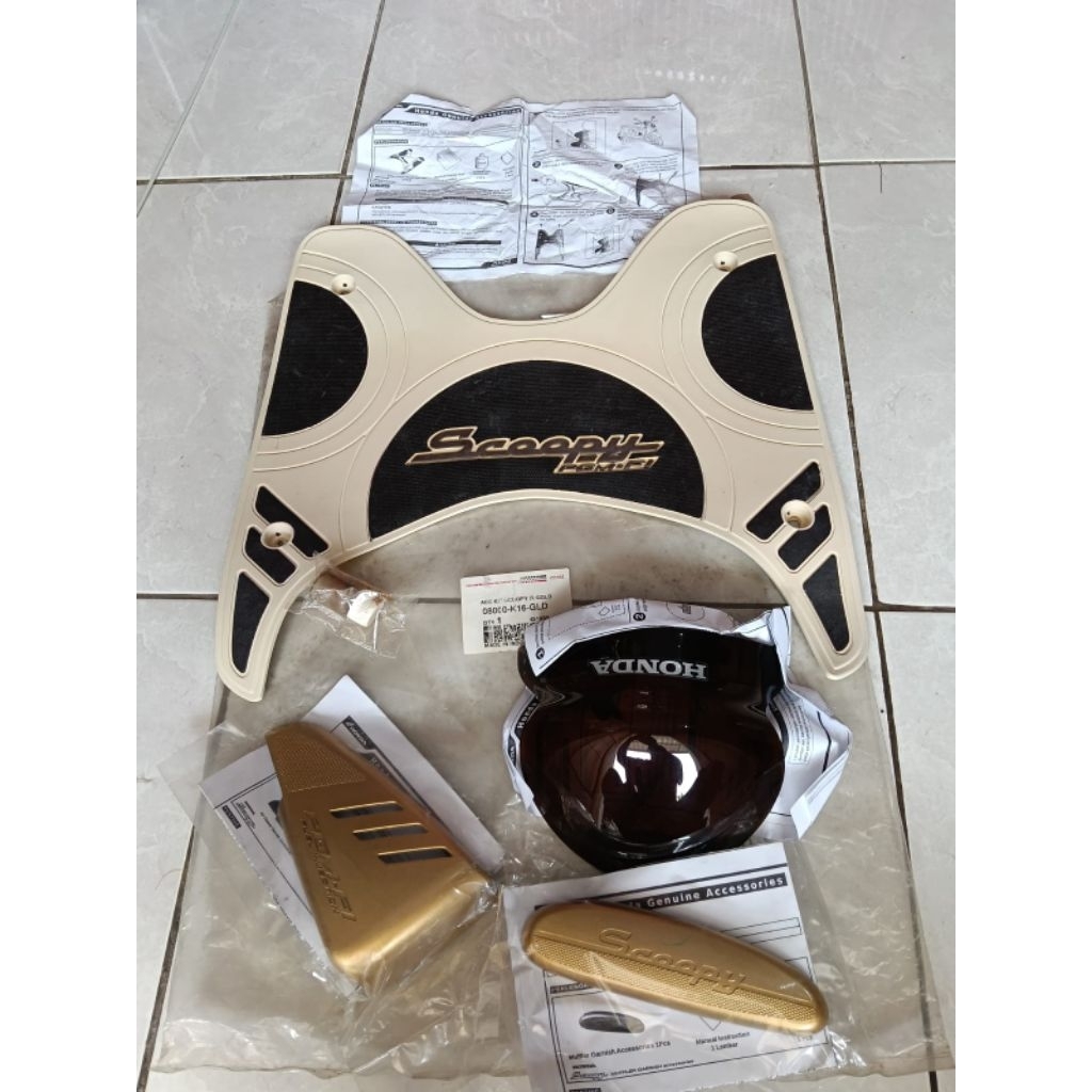 paket hemat 4 item asesoris karpet+visor+garnis Scoopy fi 2013-2016 K16 original