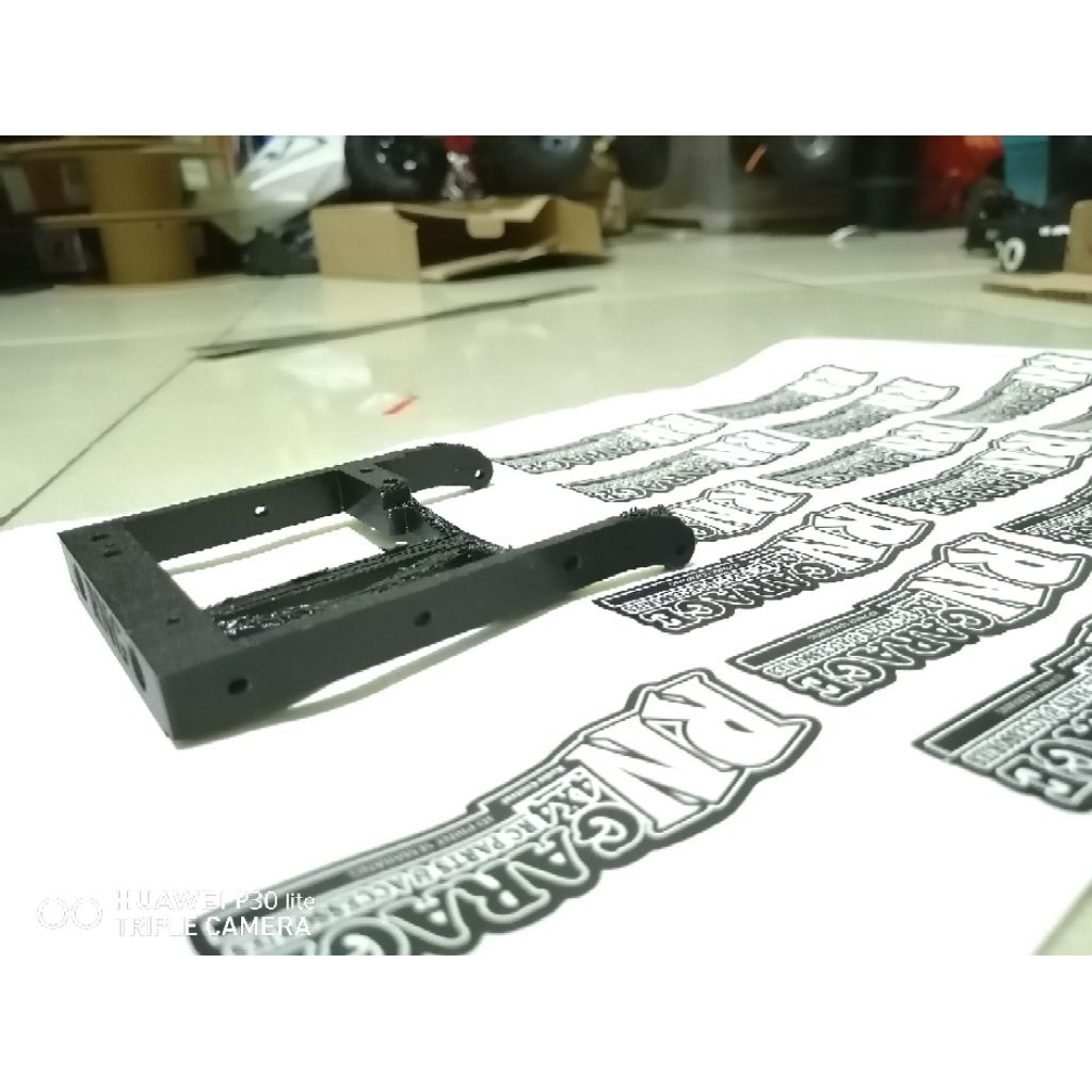 Mount Servo on chassis MN86  MN128