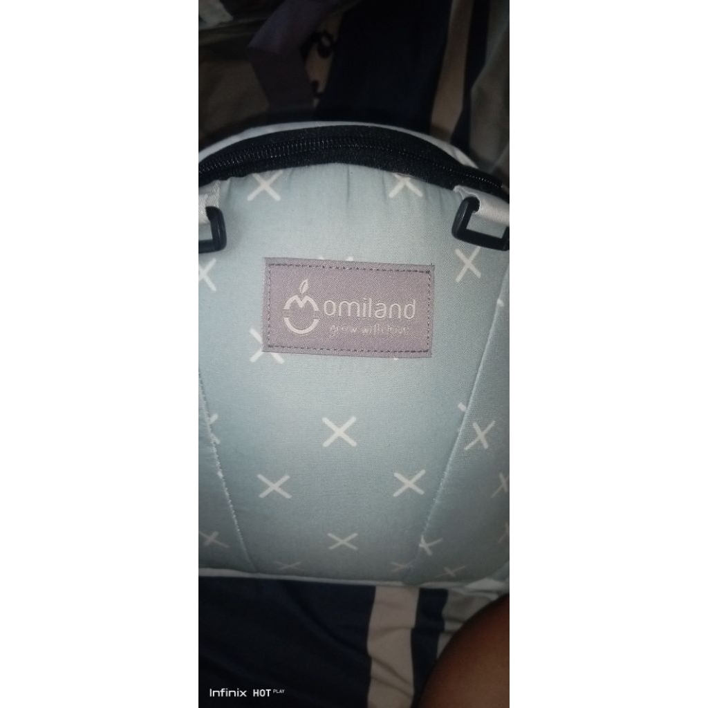 gendongan bayi hipseat merek omiland