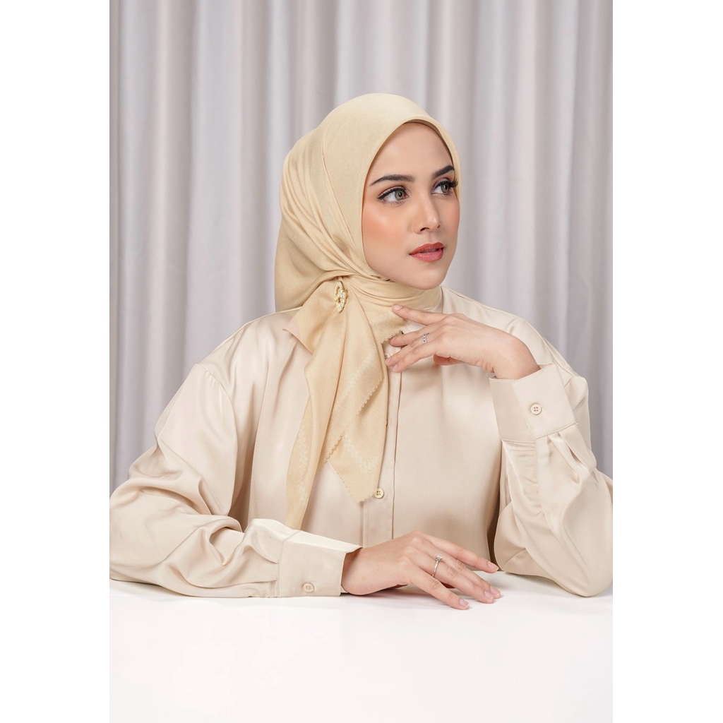 New today’s scarf button scarf (ori with box)