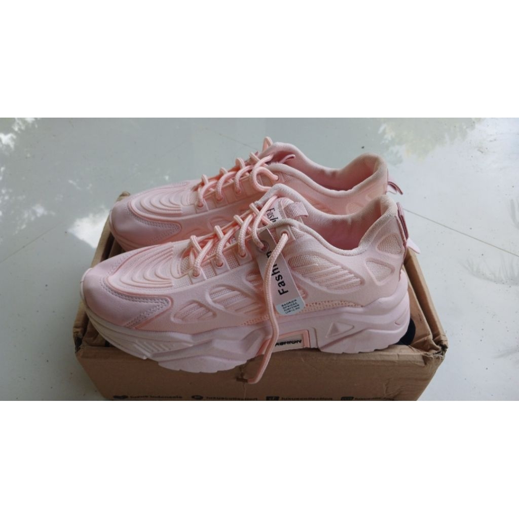 sepatu momo luxus pink [new]
