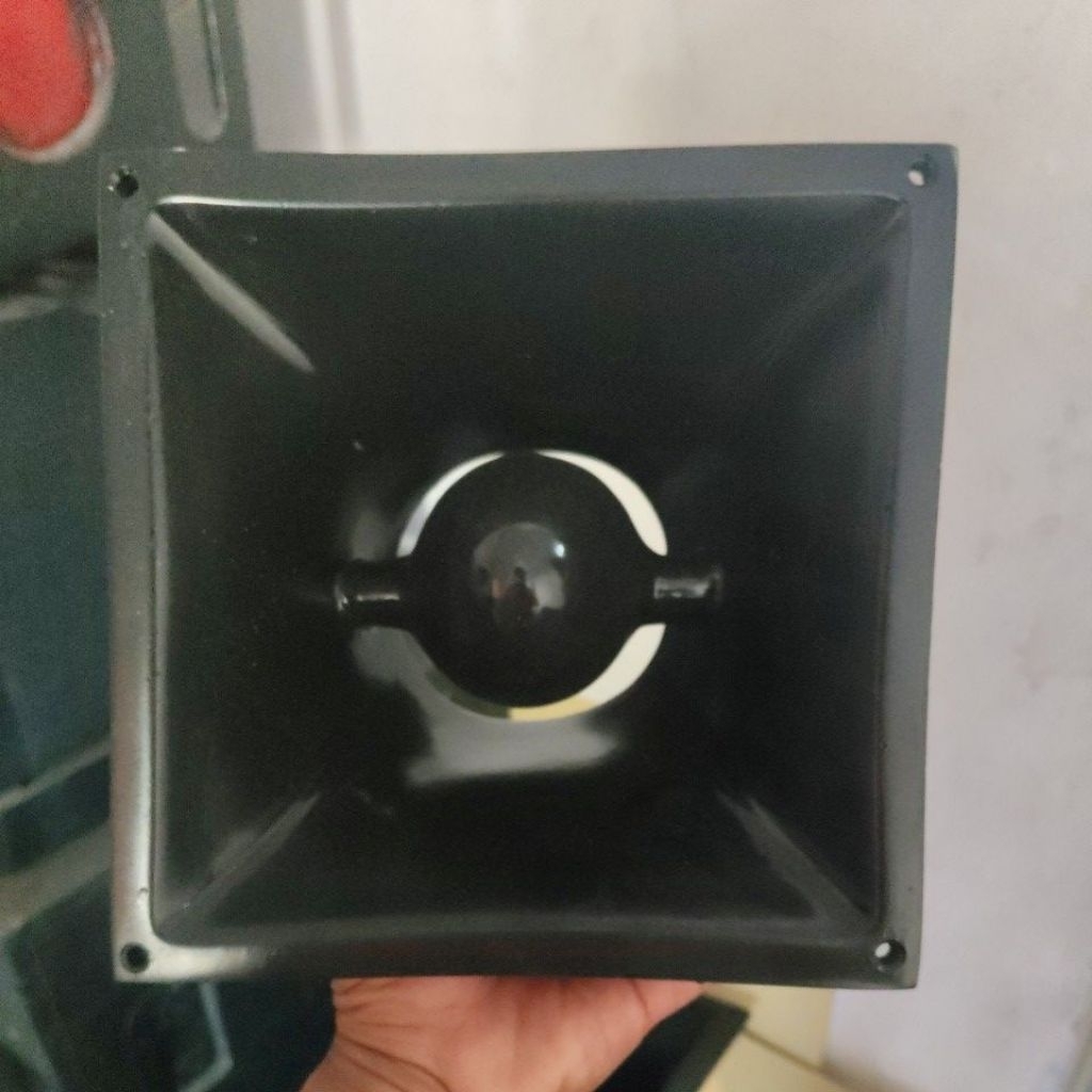 Horn Midle Rudal 6" inc (20×20)