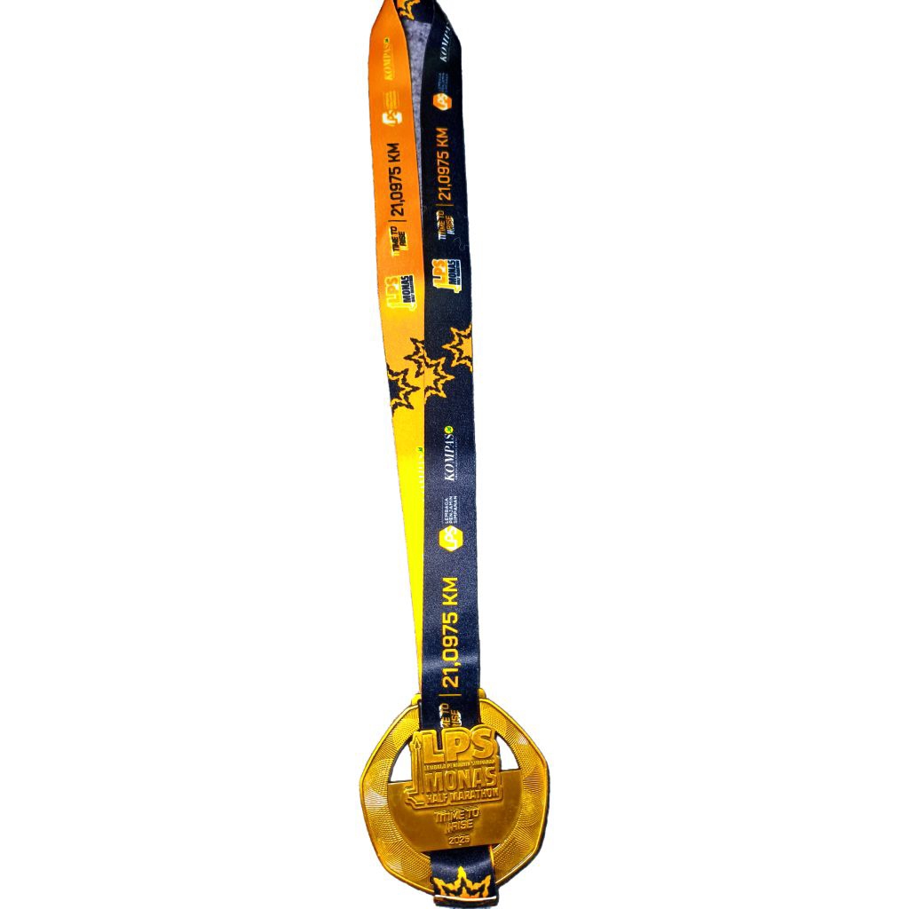 Medali Finisher HM Running Event Lari LPS Monas Half Marathon 2025