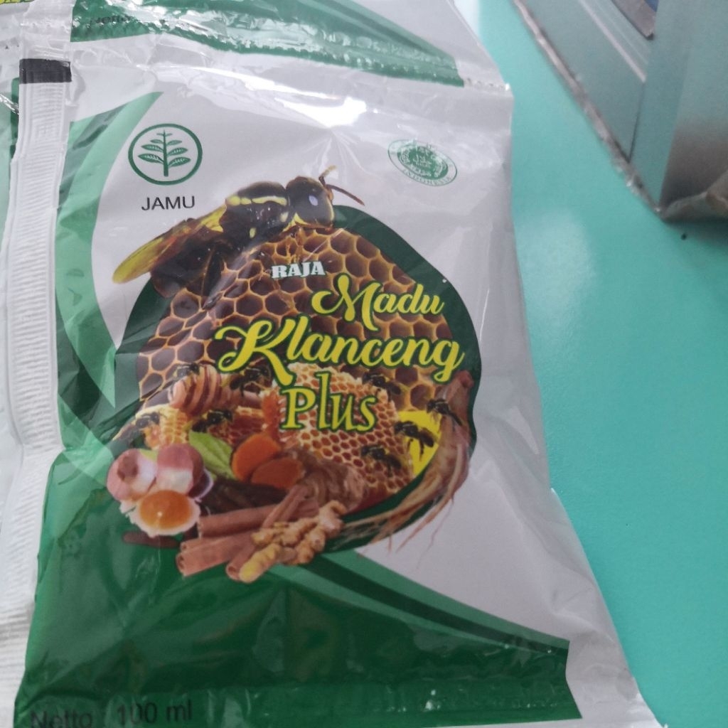 Raja madu klanceng plus 100ml 1 renceng 10bungkus