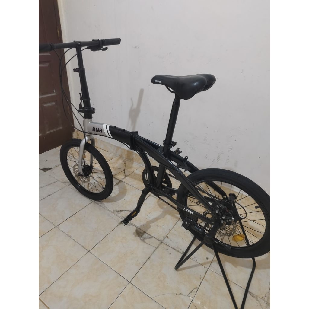Sepeda Lipat BNB 20" (bekas pakai)
