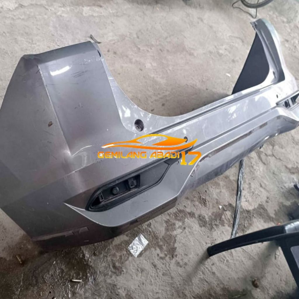 bemper belakang xenia 2023 ori