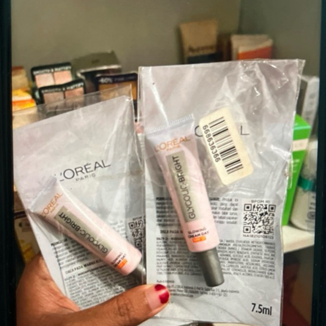 L'Oreal glycolic bright instant glowing serum 6ml Serum Loreal glycolic acid face serum 7,5 ml