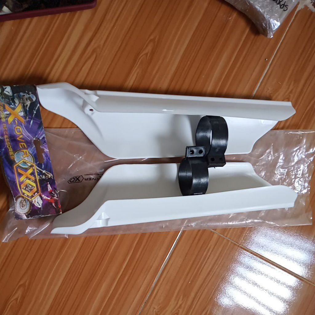 Cover shock klx 150 Tutup shock depan klx 150 s Pelindung shock klx Cover Shock Klx 150 Cover Front 