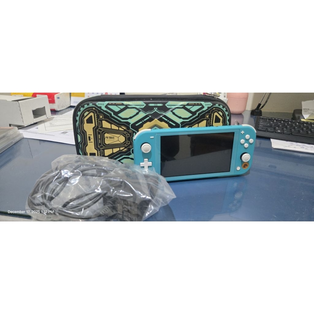 Nintendo switch lite bundling 3 kaset