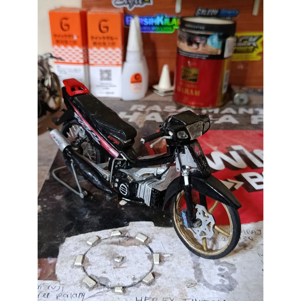 miniatur motor fizr ag style