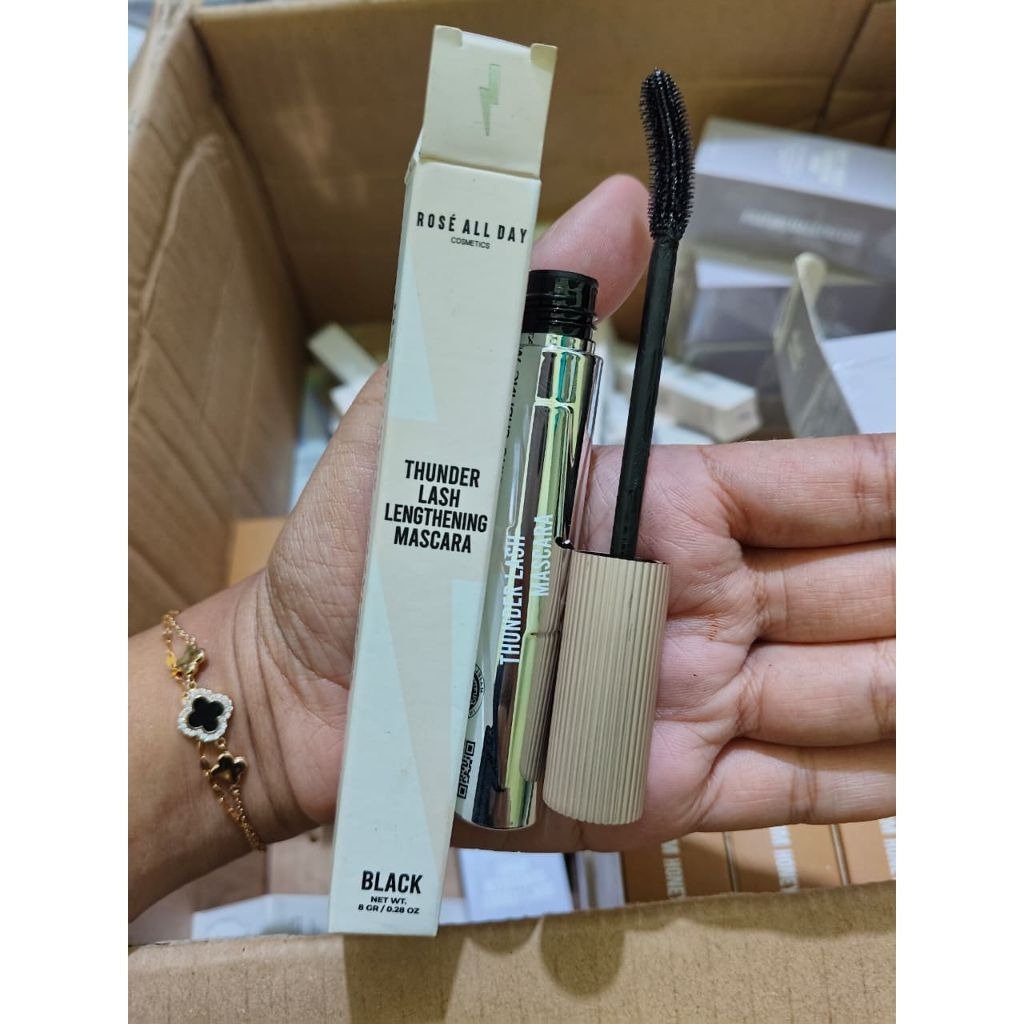 Mascara thunder lash lengthening rose all day