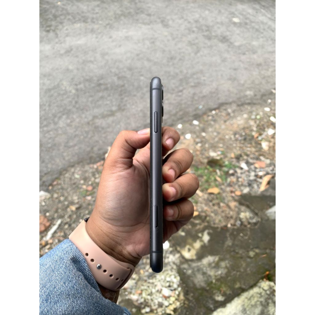 Iphone 11 Ex ibox 64GB MULUS LIKE NEW