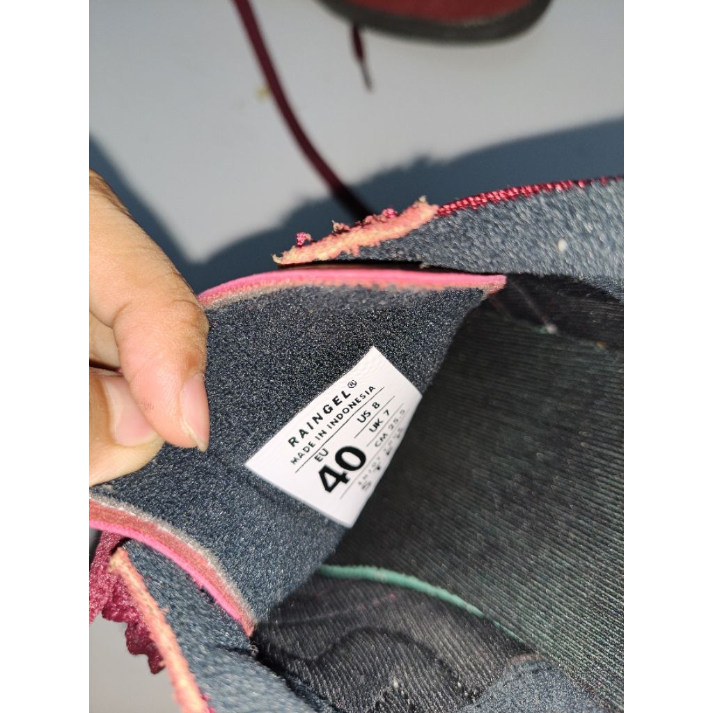 sepatu raingel size 40
