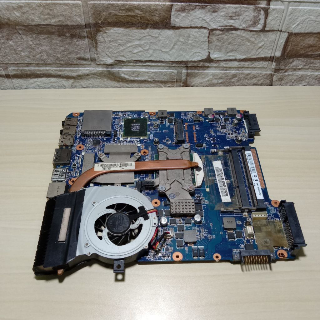 Motherboard Mainboard Mobo Mesin Normal Laptop Toshiba Satellite L645 L640