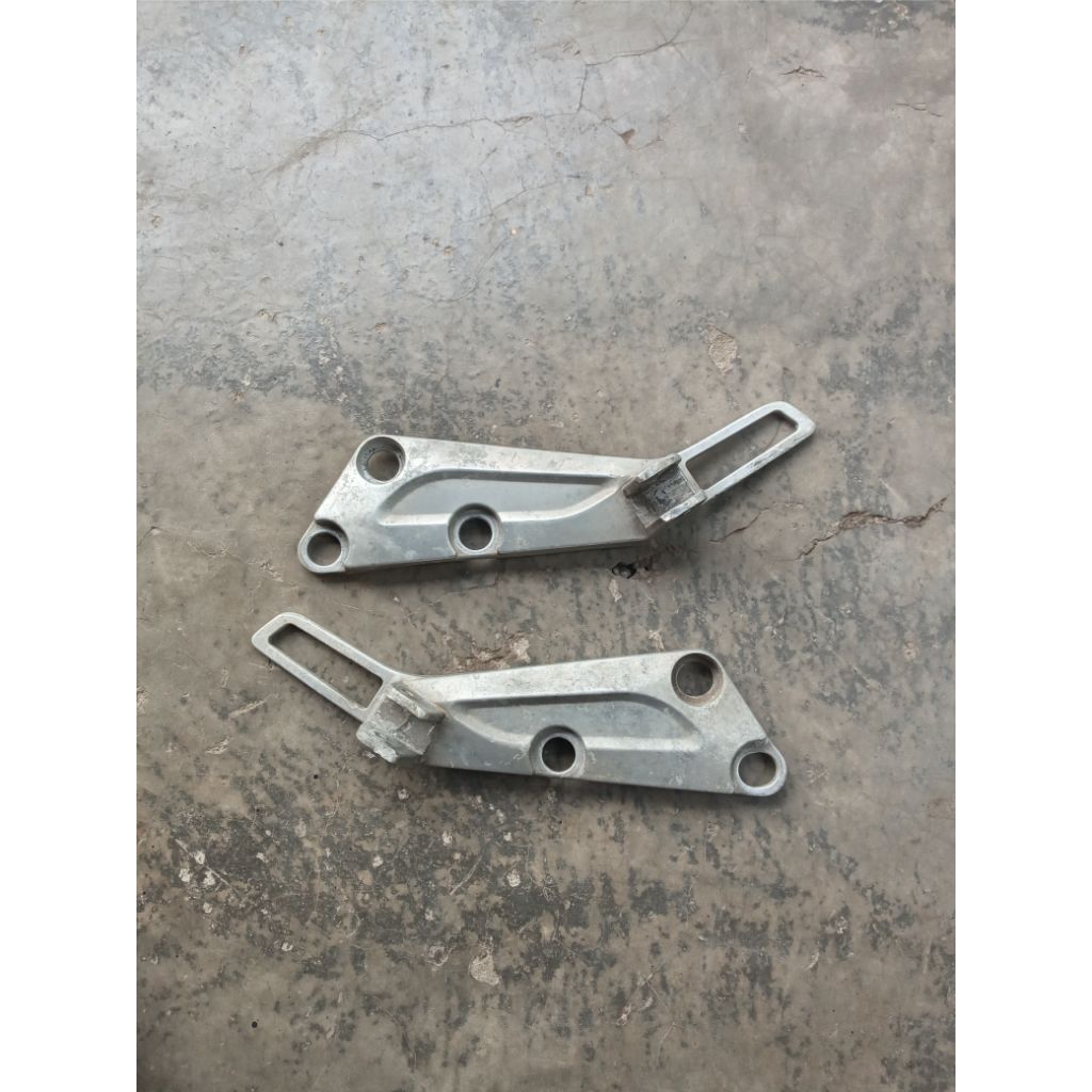 Footstep belakang Supra X Lama original