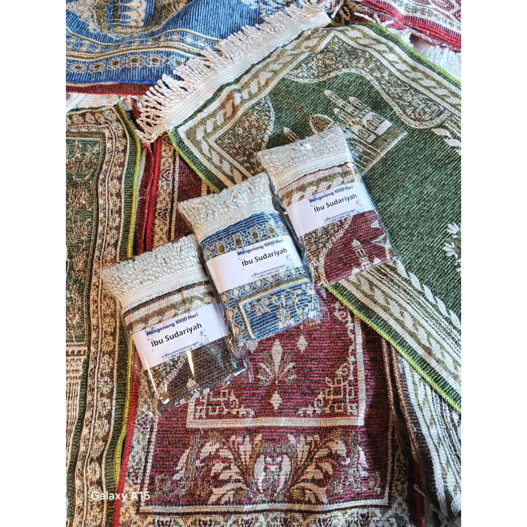 Termurah souvenir sajadah , sajadah travel , souvenir sajadah travel , oleholeh umrah , sajadah souv