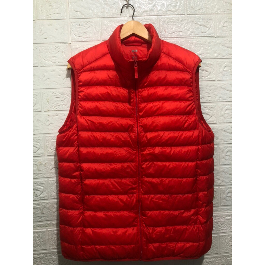UNIQLO Ultralight Down Vest long neck red orange XL