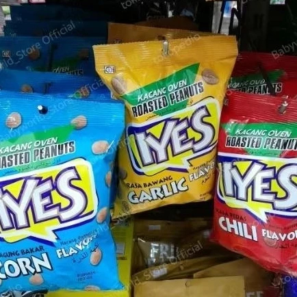 Iyes Kacang Oven Roasted Peanuts 100gr Rasa Corn / Chili / Garlic