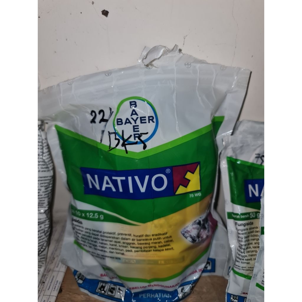 Nativo adalah fungisida sistemik dari Bayer yang berbentuk butiran (75 WG) untuk mengendalikan penya