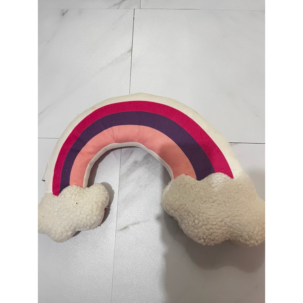 Bantal Pelangi informa