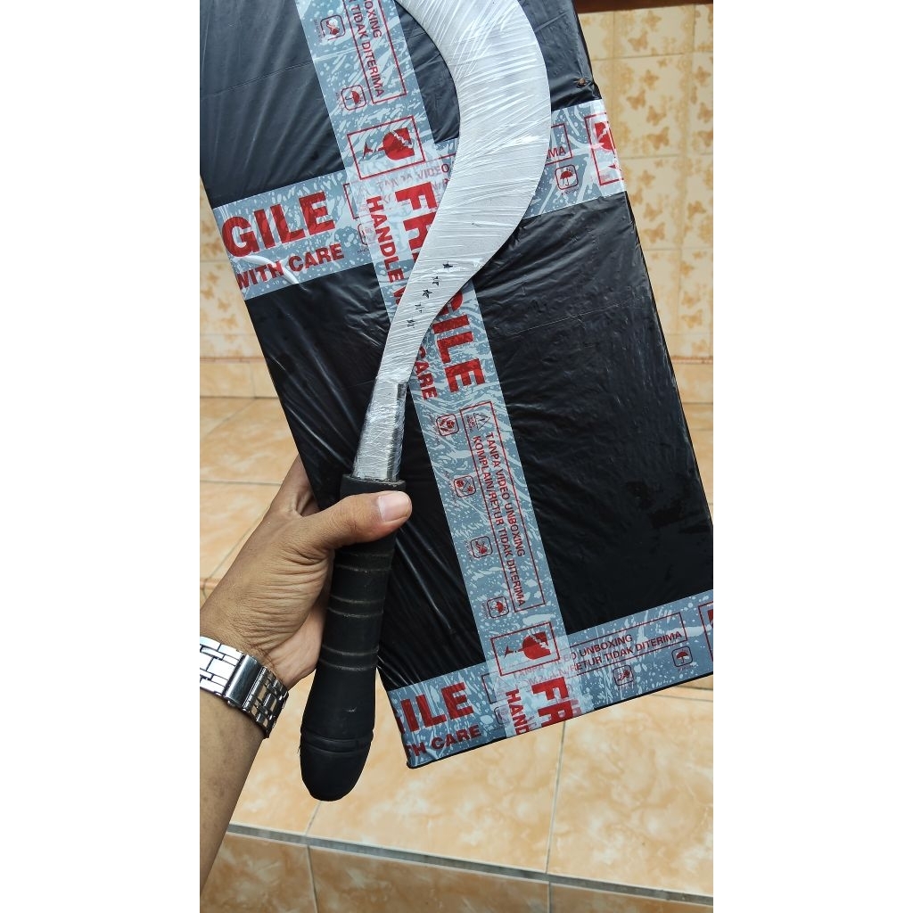 arit/sabit rumput asli baja