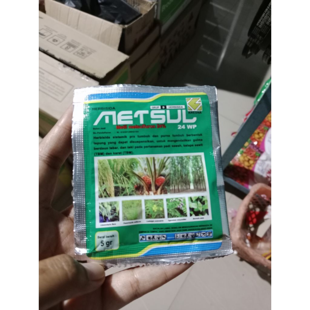 HERBISIDA METSUL (Metsulfuron Methyl) – Ampuh Basmi Gulma Bandel Bubuk Pembasmi Gulma Rumput METSUL.