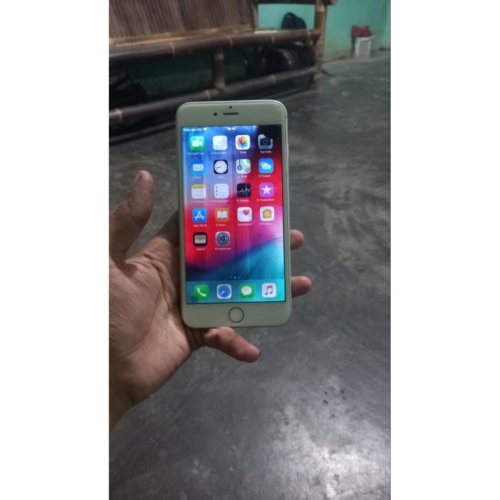 Mesin/Unit Iphone 6 plus normal layak pakai