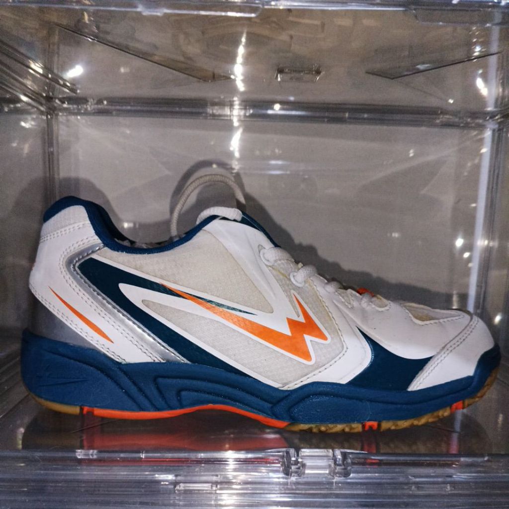 Jual Sepatu Badminton Second