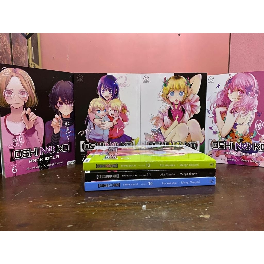 WTS komik oshi no ko set vol 6 -12 preloved/kolpri (read desk)