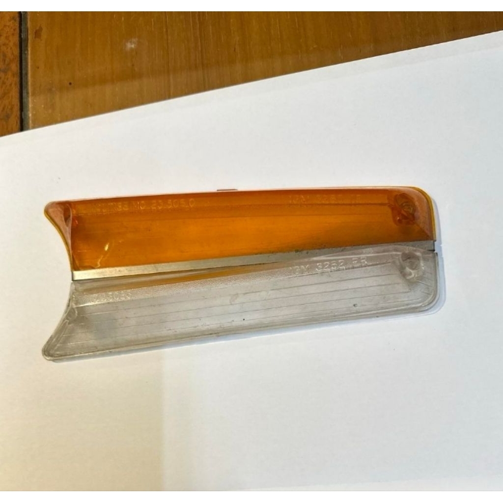 Lampu stop lensa kanan right rear tail lens Altissimo Lancia Fulvia