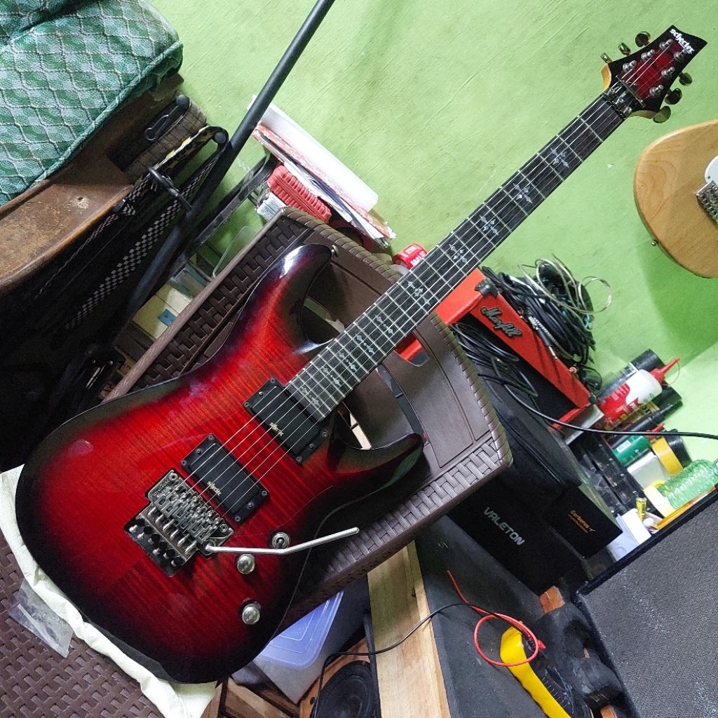 Gitar Schecter Demon 6fr Crimson Red Burst