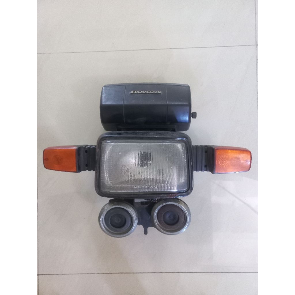 Batok lampu gl max original