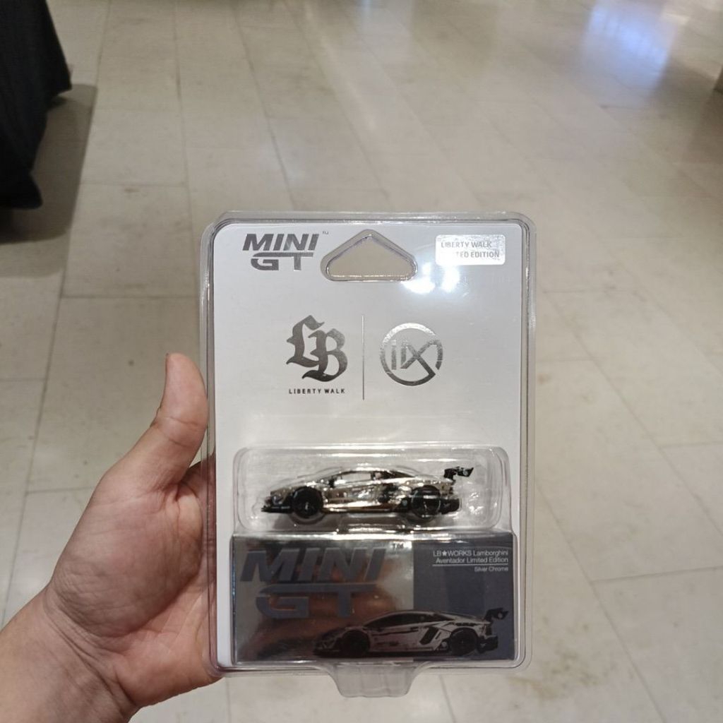 MINI GT LAMBORGHINI AVENTADOR LIMITED IMX