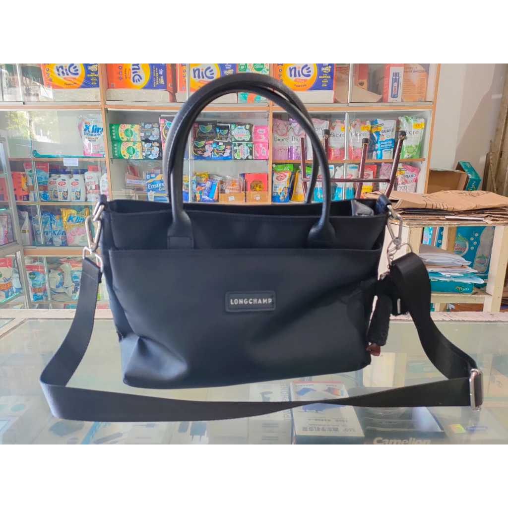 PRELOVED - Clutch Wanita -  Tas Selempang & Bahu Wanita - Tote Bag - Bekas