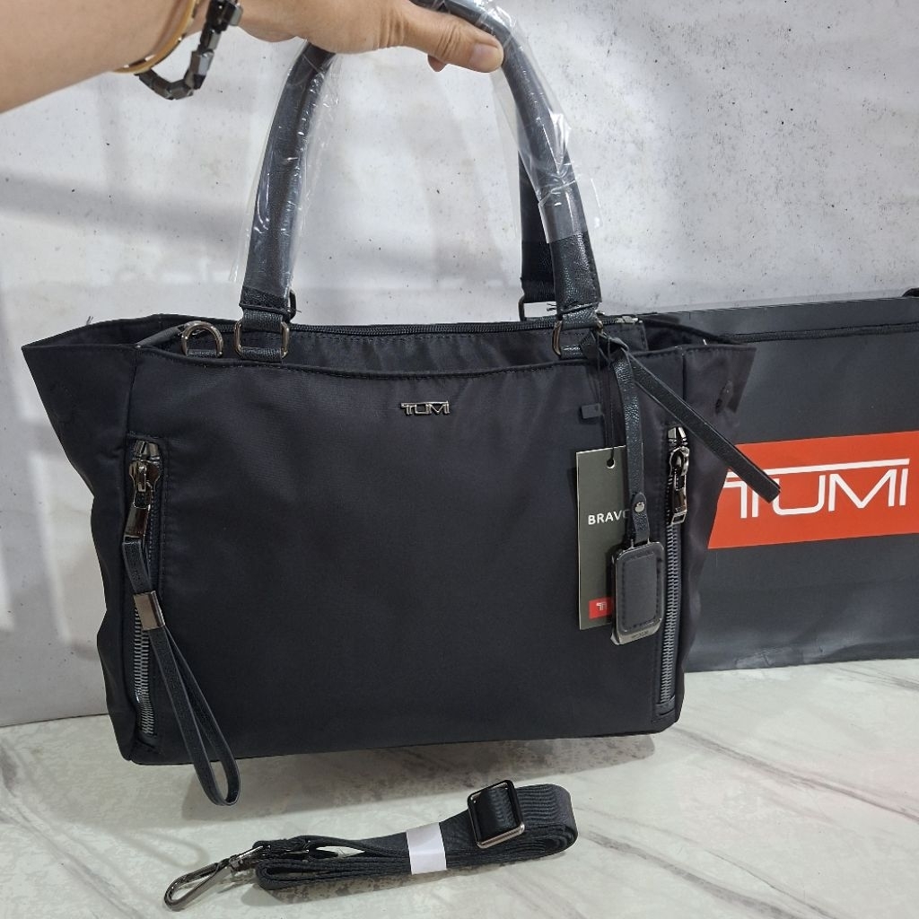 Tas Tote Nylon Tum Voyageur Valetta Black